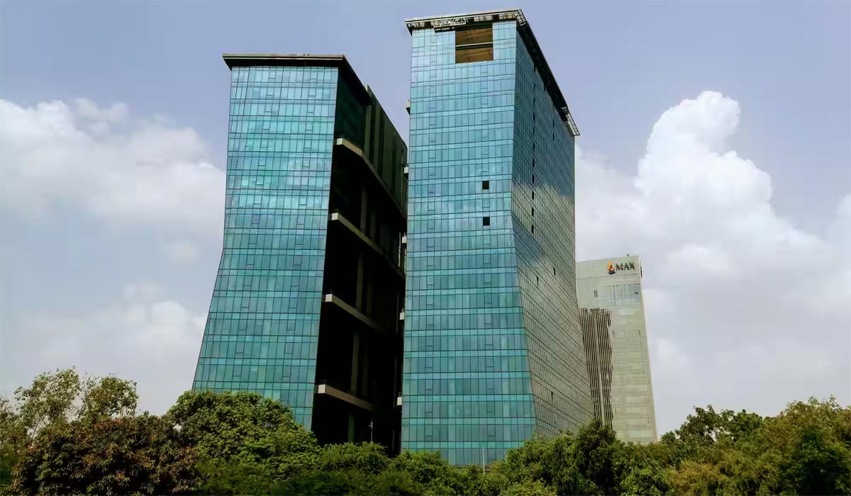 Max Estates Delhi One banner